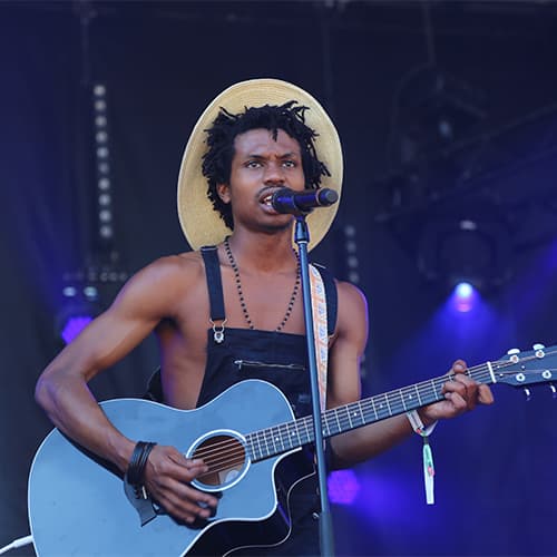 What Do Gucci Mane And Folk Music Have In Common? Raury.